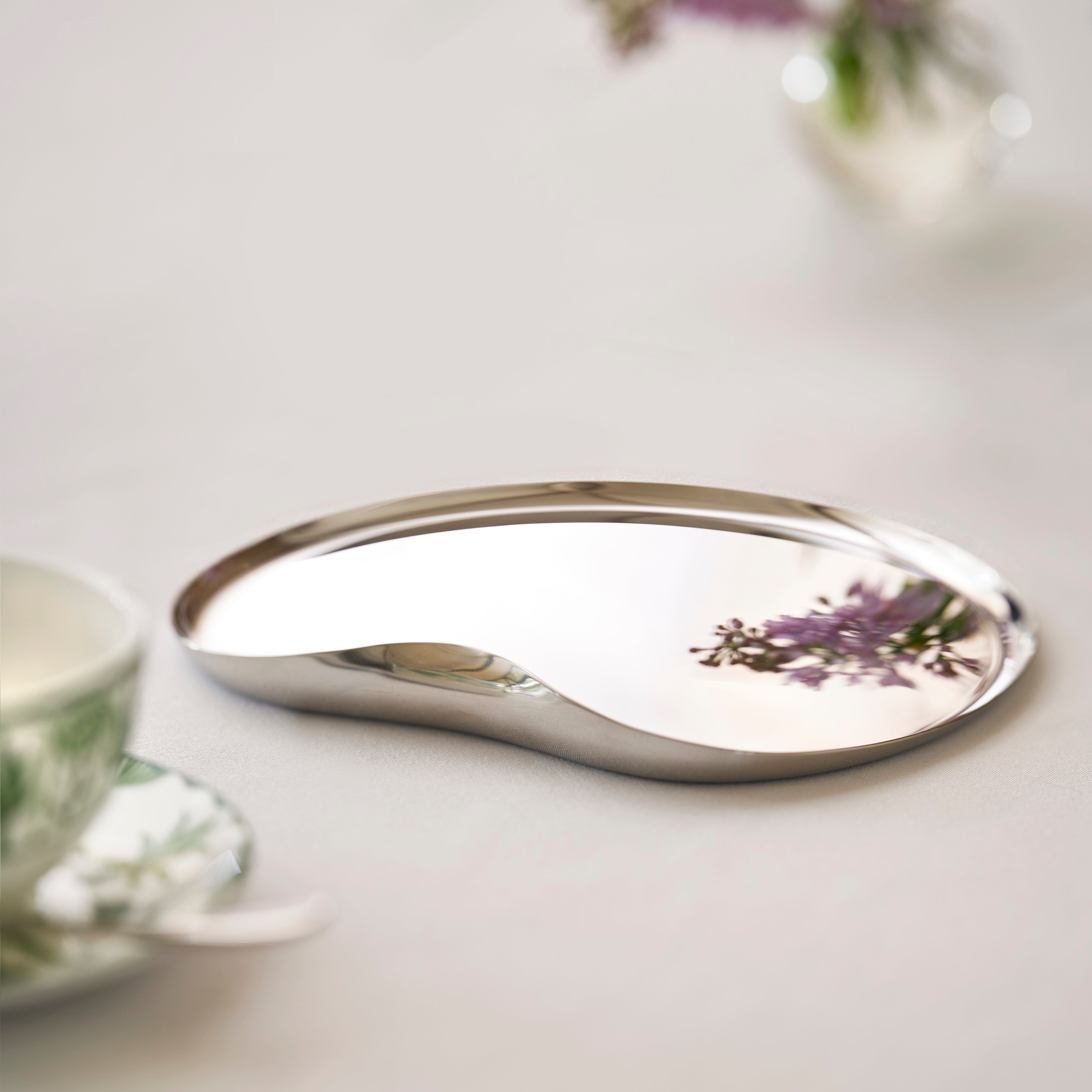 ROBERT WELCH DRIFT (BR) V SERVING TRAY | 25 CM Robert Welch