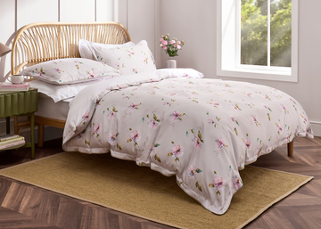 Christy Perdita Blush - Comforter Sheet Set Christy England