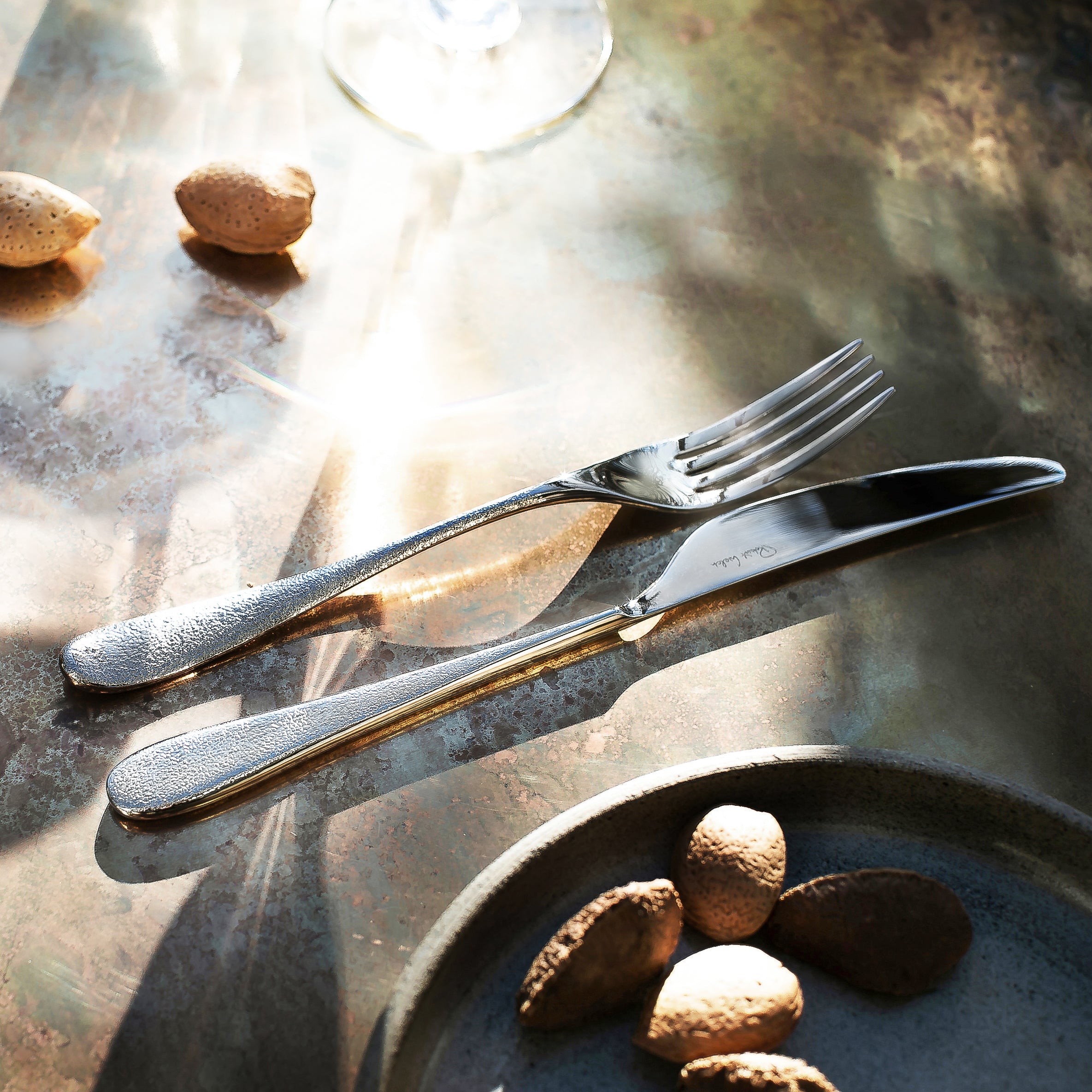 Robert Welch Sandstone (BR) V 24 Piece  Cutlery Set Robert Welch
