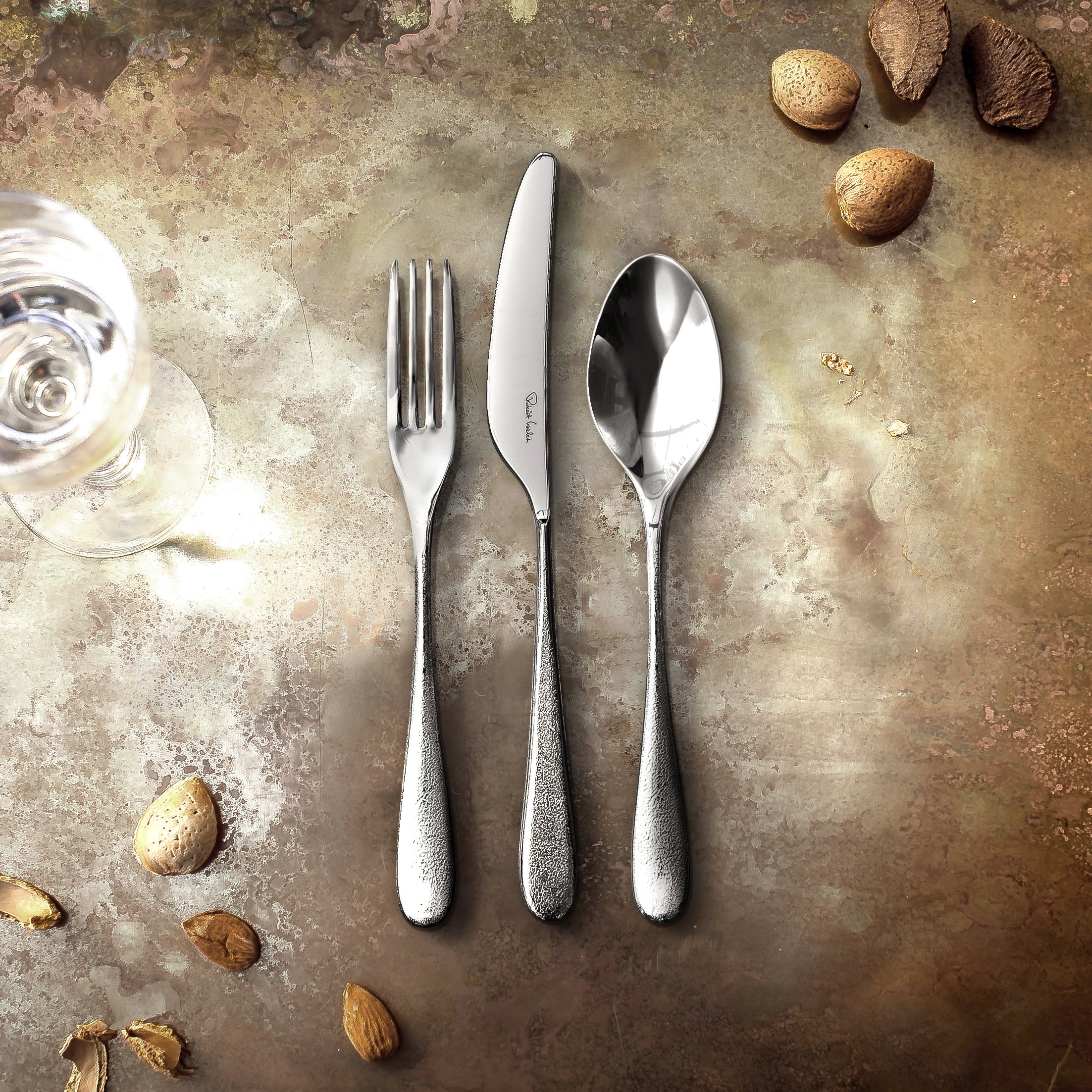 Robert Welch Sandstone (BR) V 24 Piece  Cutlery Set Robert Welch
