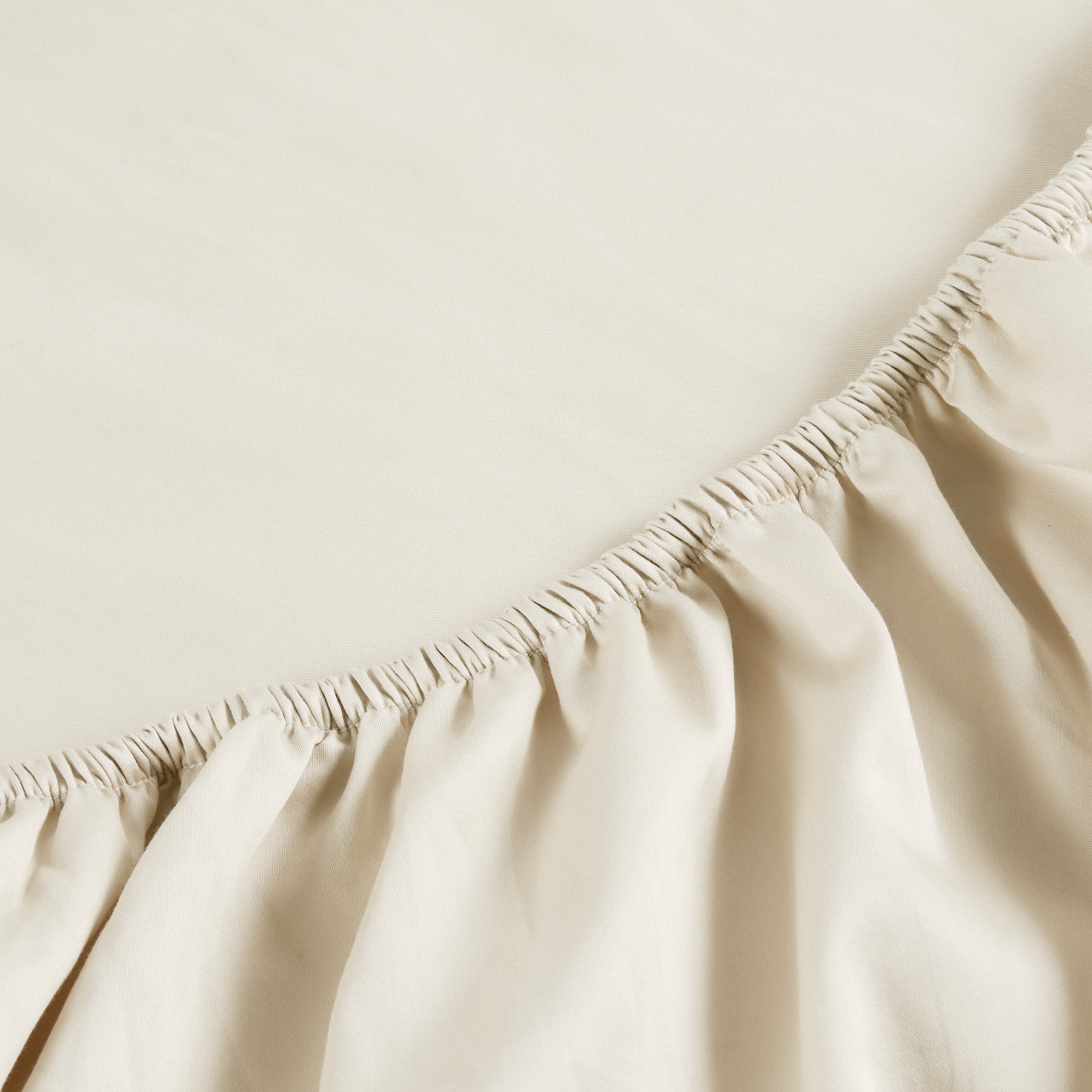 200 TC FITTED SHEET - CHRISTY ORGANIC COTTON Christy England
