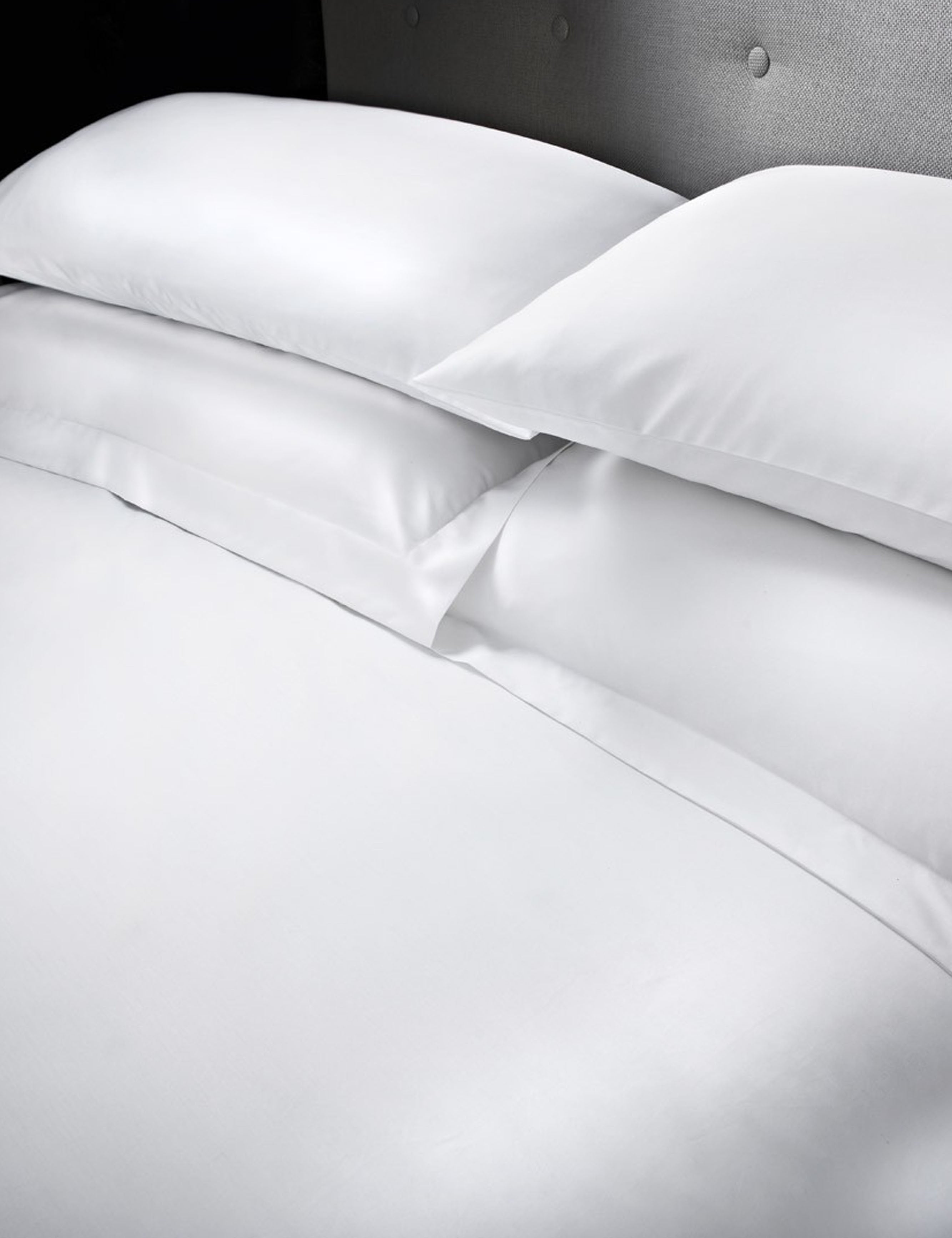 300 TC Sateen Pillow Case Home and beyond