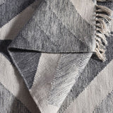 Vretta Grey/Silver Rug Home & Beyond